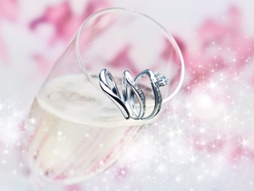 マリッジリング・結婚指輪のオーダーメイド、デザインと制作の大阪専門店Ruity（ルイティー）。大切なマリッジリング、婚約指輪、エンゲージリング、ジュエリーなどブライダルやウェディングアイテムから、オリジナルムービー（映像DVD）までフルオーダー。